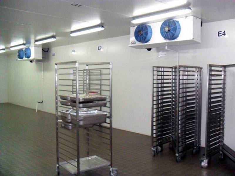 開冉制冷為浙江客戶建造的1000平食品冷庫(kù)案例內(nèi)景
